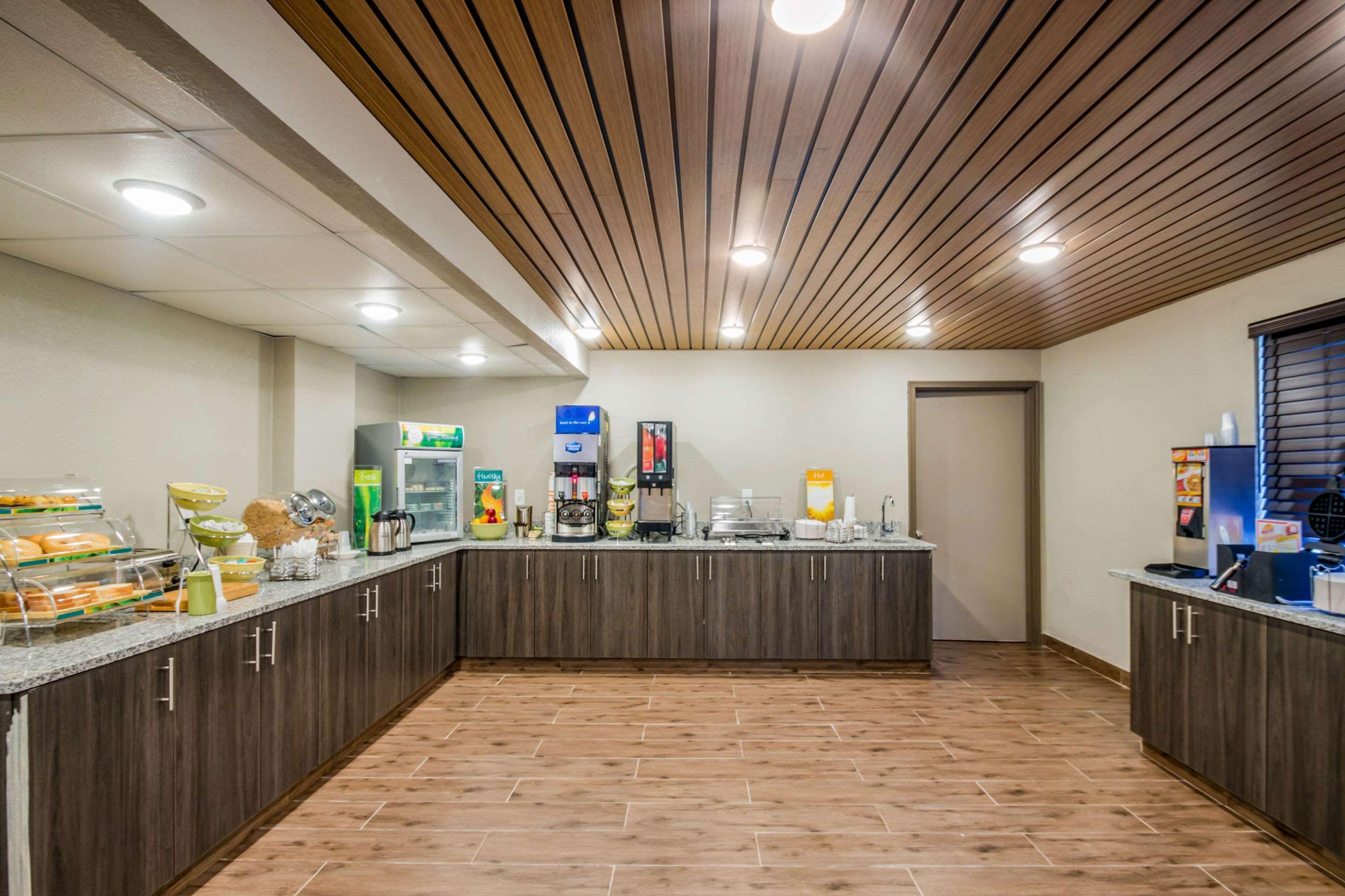 Americinn By Wyndham Wi 2*